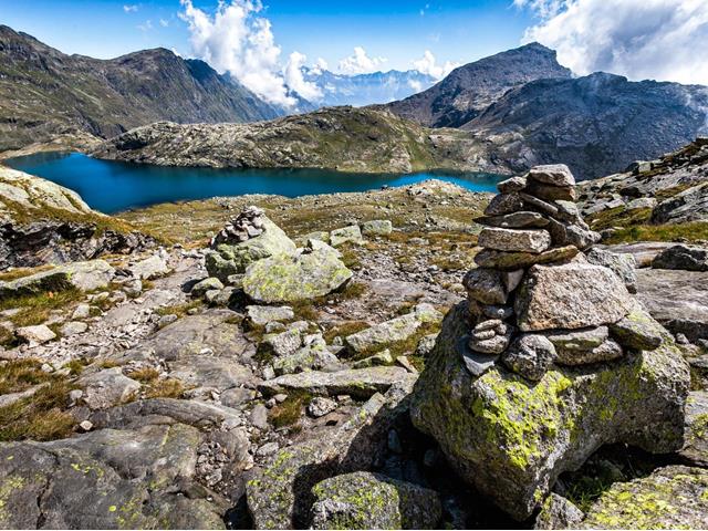 Aktivurlaub-Spronser-Seen-Dorf-Tirol-rr