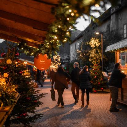 Bancarelle al mercatino di Natale Lana