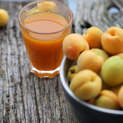 Recipes for the stock cupboard and the medicine cabinet