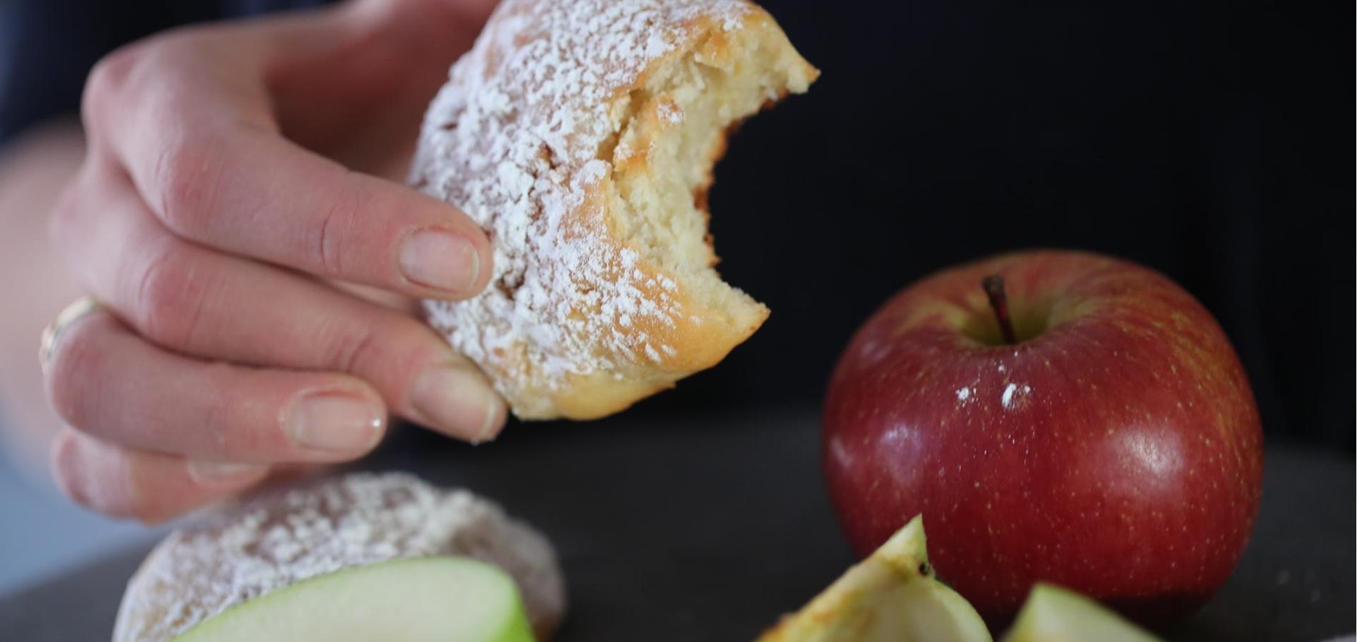 Apfelbällchen (Epflpappelen)