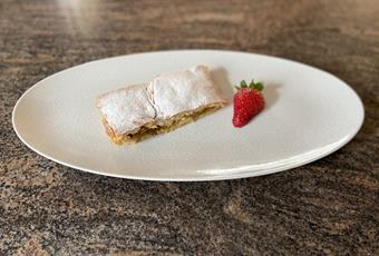 Strudel alle mele con pasta frolla