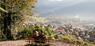 Pause mit Ausblick auf Meran