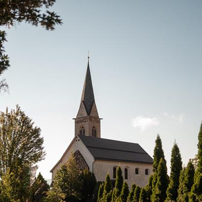 Kloosters en kerken in Lana en omgeving