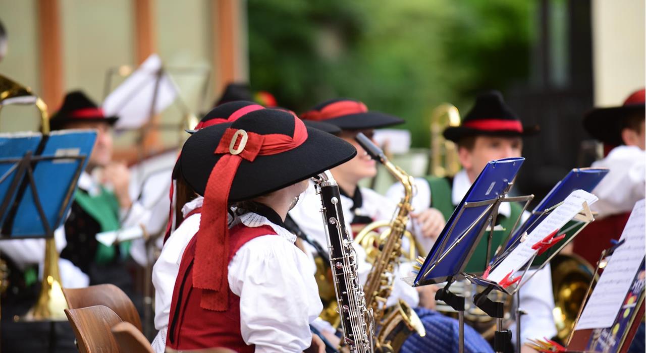 Kultur-Musik-Nals-am