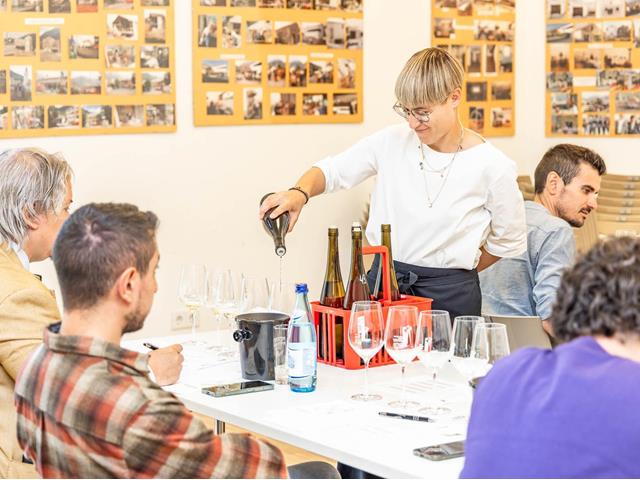 rieslingwettbewerb-2024-verkostung-tabland-tg-naturns-santer-peter-37