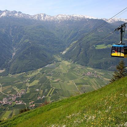 Cable car Naturno - Unterstell with view of Naturno & surroundings