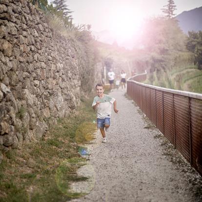 Vacanze avventura in famiglia a Naturno