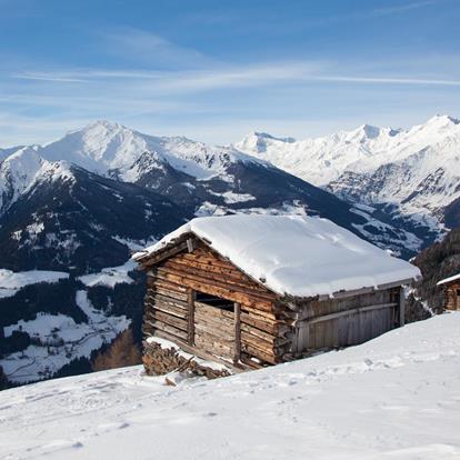 Mountain huts in Passeiertal Valley