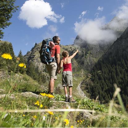 Hiking with Children in Parcines