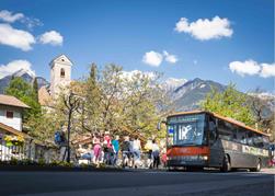 Orario Merano - Scena - Verdins & Schennabus | 26.03.-05.11.2023