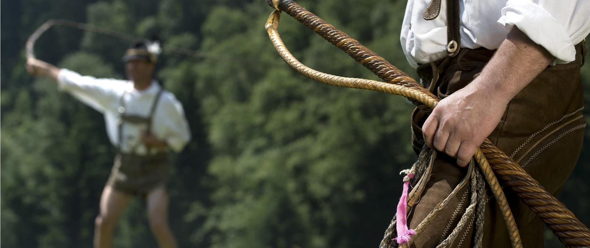 Culture-traditional-events-Avelengo-Verano-Merano2000-hr