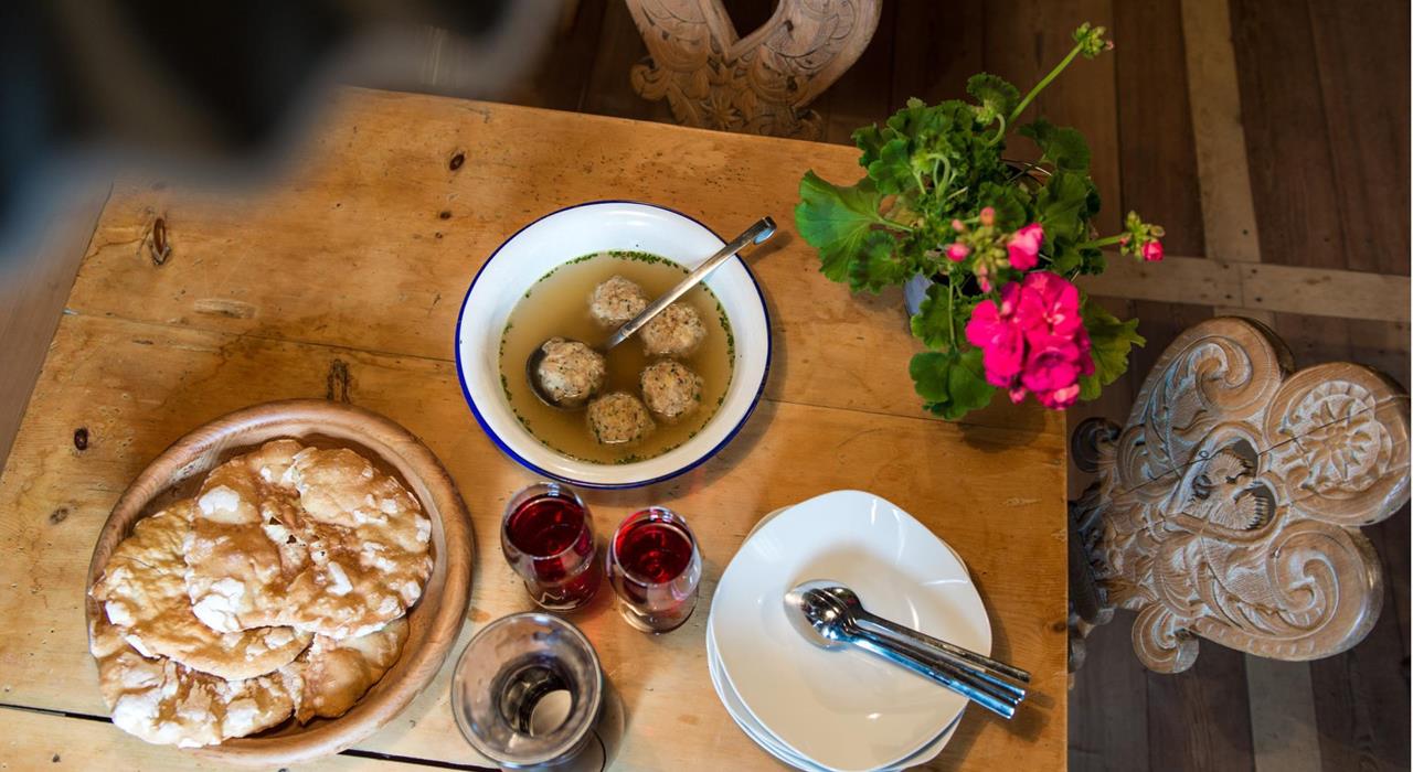 essen-finail-knödel-schnalstal-hr