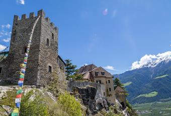 Schloss Juval am Taleingang des Schnalstals