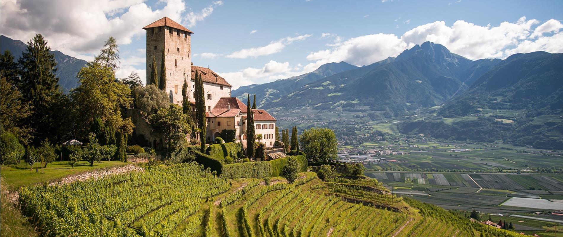 Castles and Fortresses in Lana and Environs