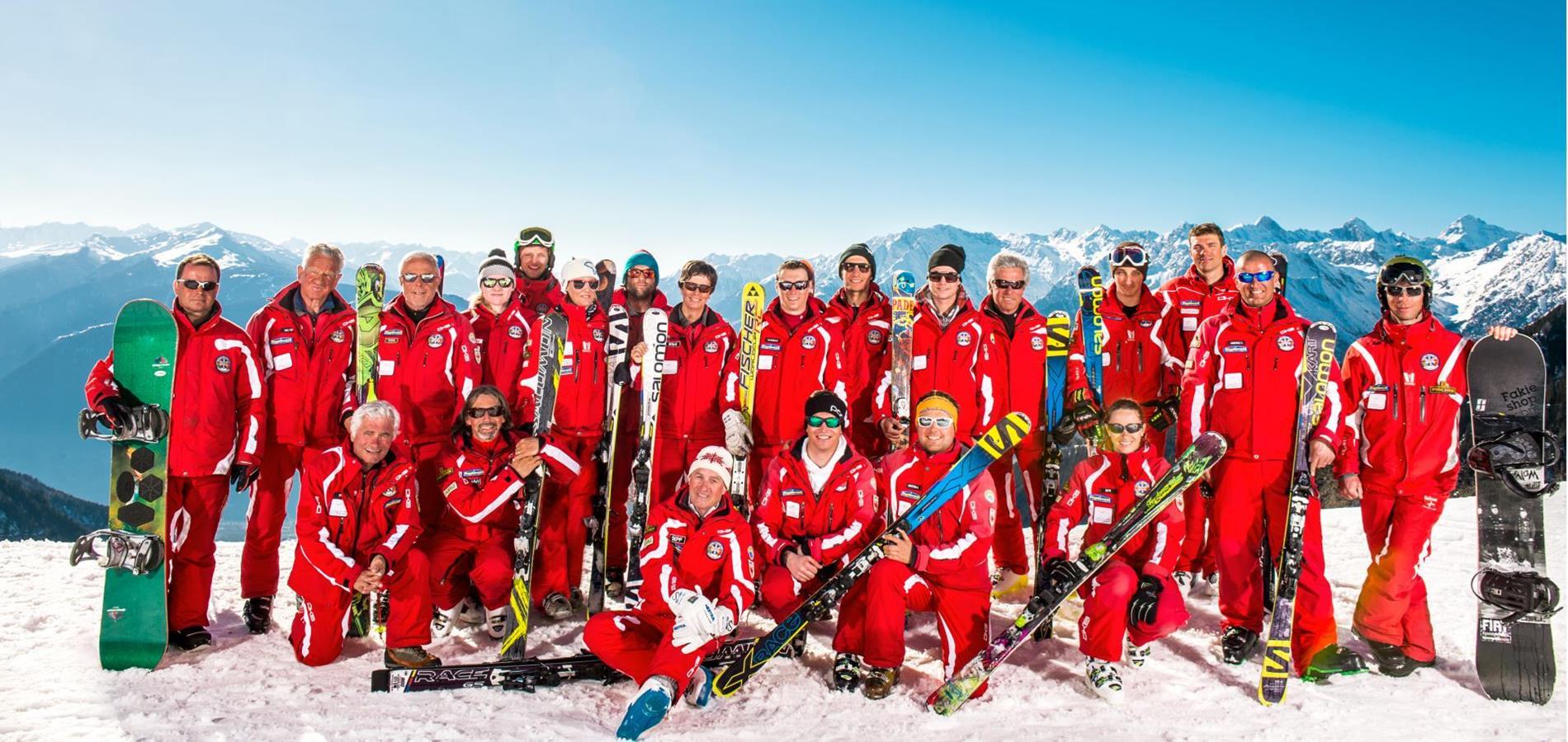 skischule-gruppenfoto-meran2000-ps