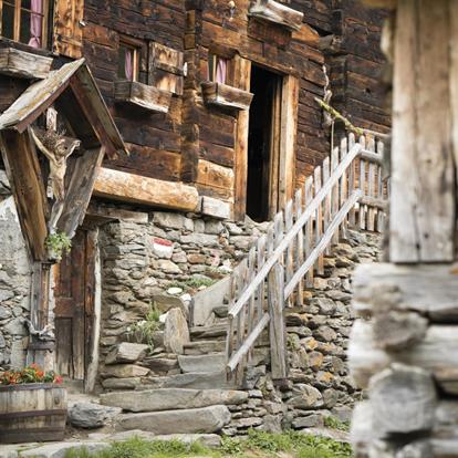 Storia viva e tradizione in Val Senales