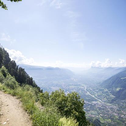 Hiking in Naturno