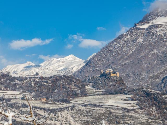 winter-schloss-juval-schnee-tg-naturns-peter-santer