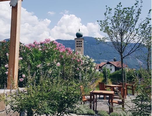 jill-rosewick-schwarzschmied-terrasse