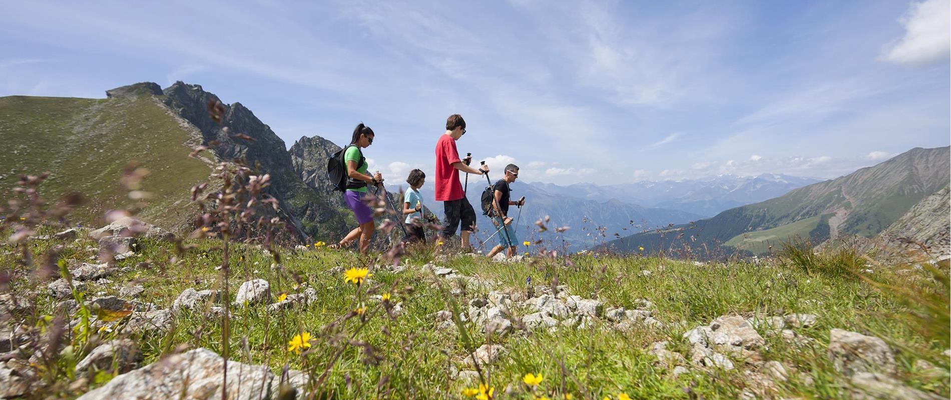Wandern-Familienwanderungen-Hafling-Voeran-Meran2000-fb