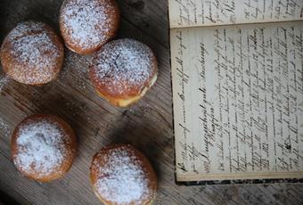 Krapfen (traditional carnival doughnut)