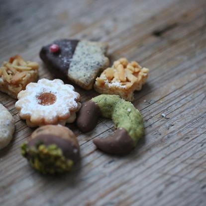 All Kinds of Christmas Cookies to Melt For!