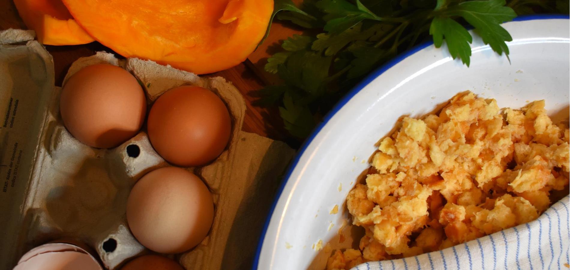 Kürbisknödel mit Salbeibutter und Parmesan