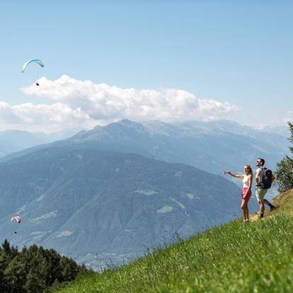 Guided hikes in Schenna