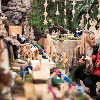 Advent Farmer's Market in Schenna