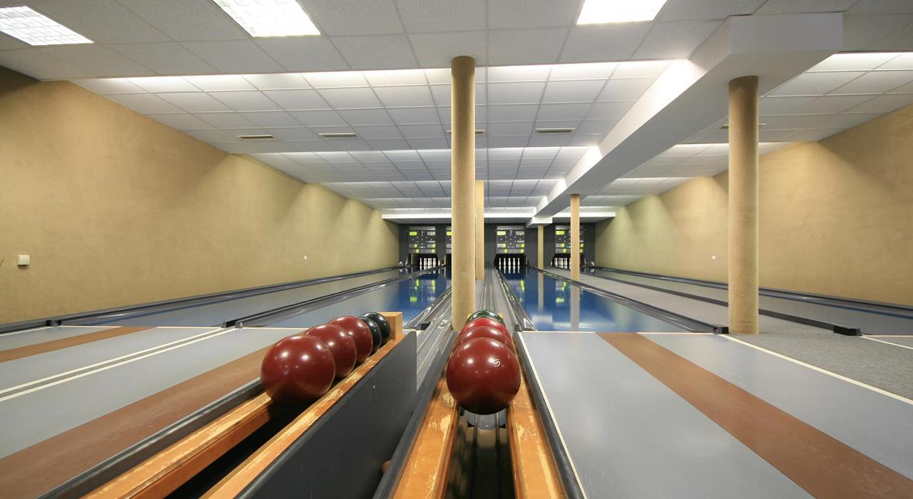 Tirolo bowling alley