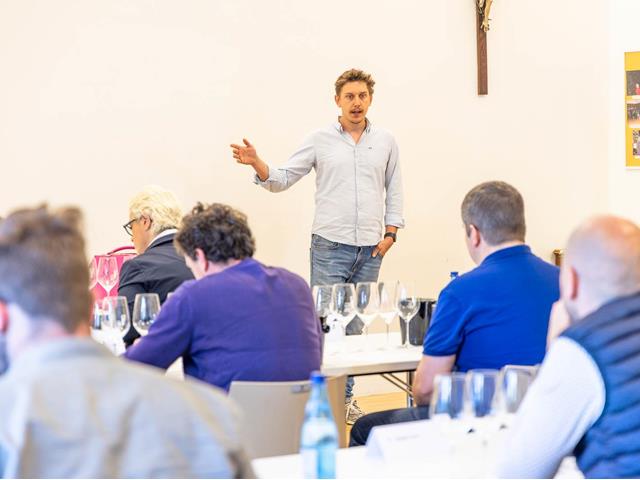 rieslingwettbewerb-2024-verkostung-tabland-tg-naturns-santer-peter-71