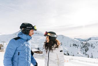 Skiurlaub 2024: Buche jetzt deine Vorteilswochen in Meran 2000