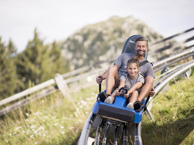 Slittare-AlpinBob-famiglia-estate-Avelengo-Verano-Merano2000-fa