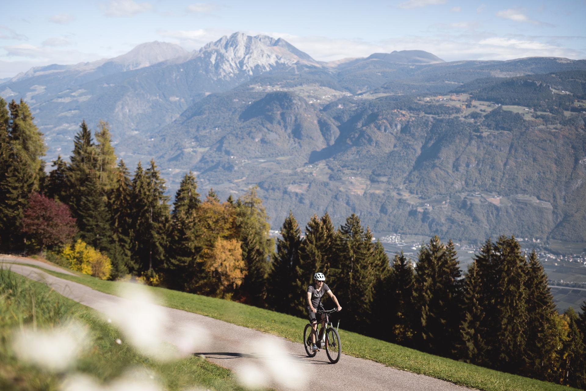 maike-descher-e-bike-fahren