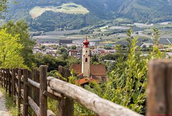 Kataloge für Ihren Urlaub in Naturns & Plaus downloaden und durchblättern