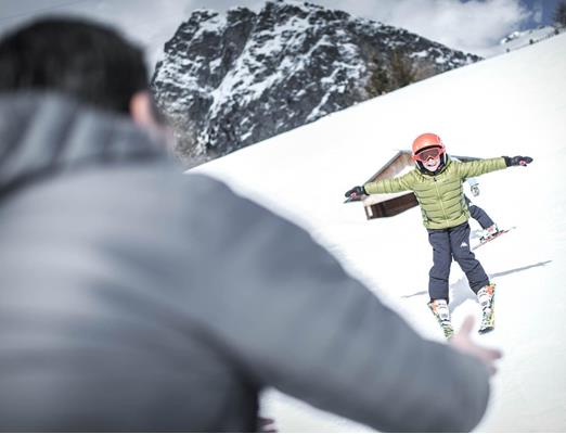 Skifahren-Eltern-Kind-Hafling-Voeran-Meran2000-mk