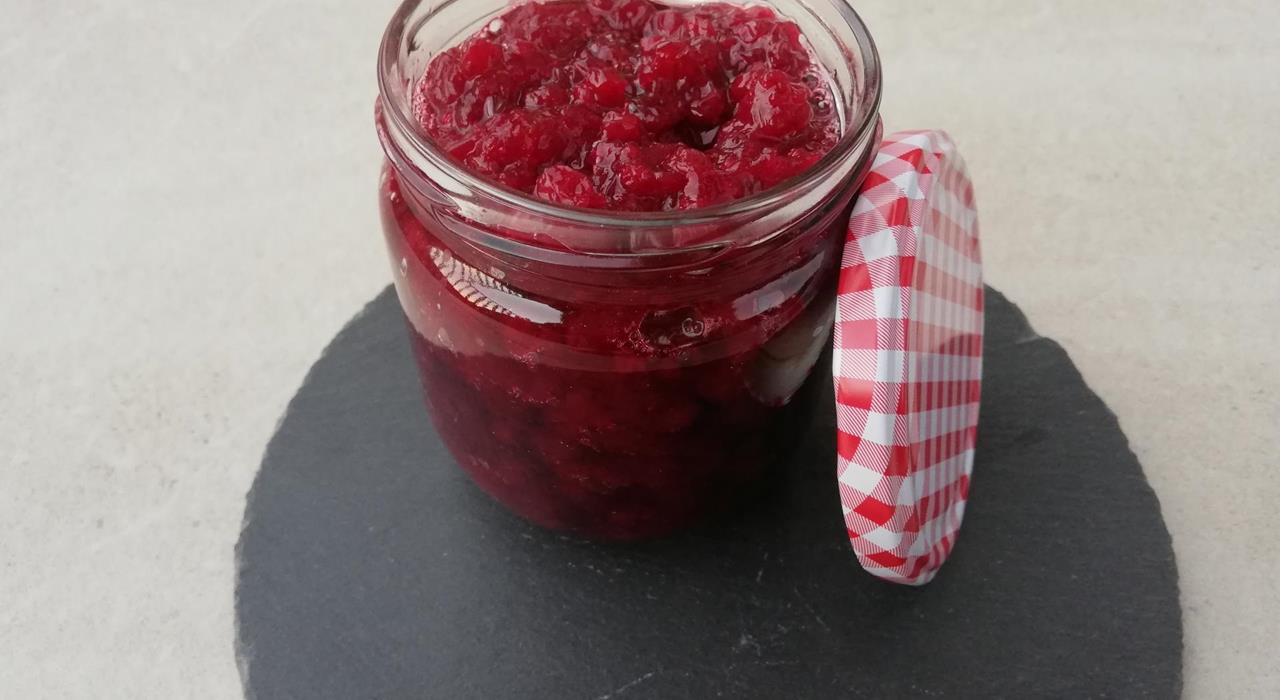 Preiselbeermarmelade