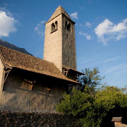 St. Proculus Church and Museum