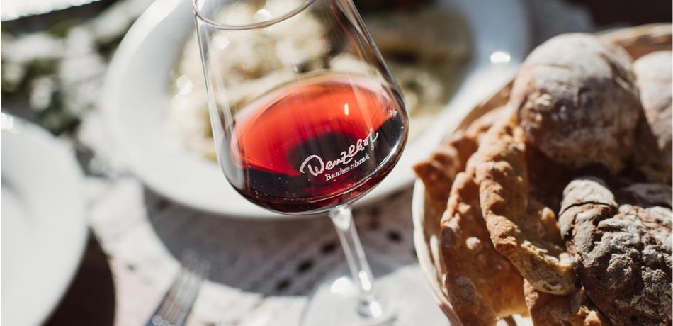 Wein im größten Weinanbaugebiet oder Weingenuss im Merander Land