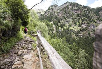 Aktivurlaub- Wandern-Texelgruppe-Dorf-Tirol-af