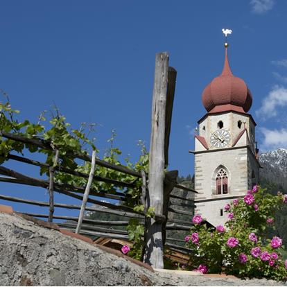 Luoghi di culto e Preghiera: le chiese di Parcines, Rablà e Tel