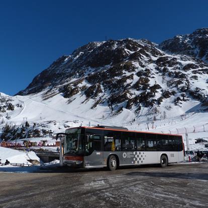 Ski Bus in Schnalstal Valley