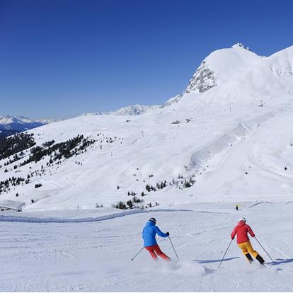 Skiing in Southtyrol, ski area Meran 2000