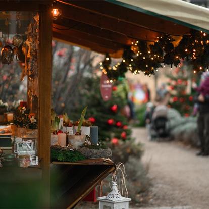 Bancarelle al mercatino di Natale Lana