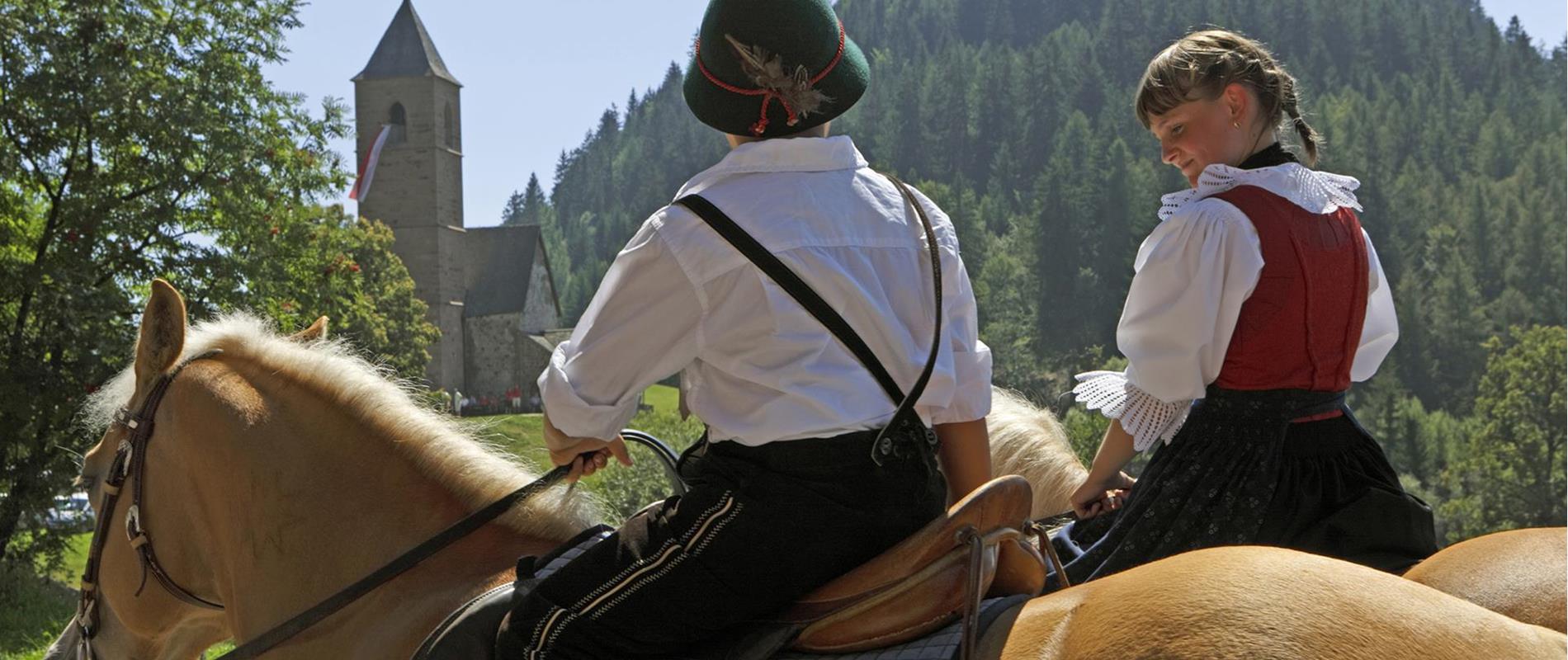 Horse-riding-Events-with-horses-Avelengo-Verano-Merano2000-fb