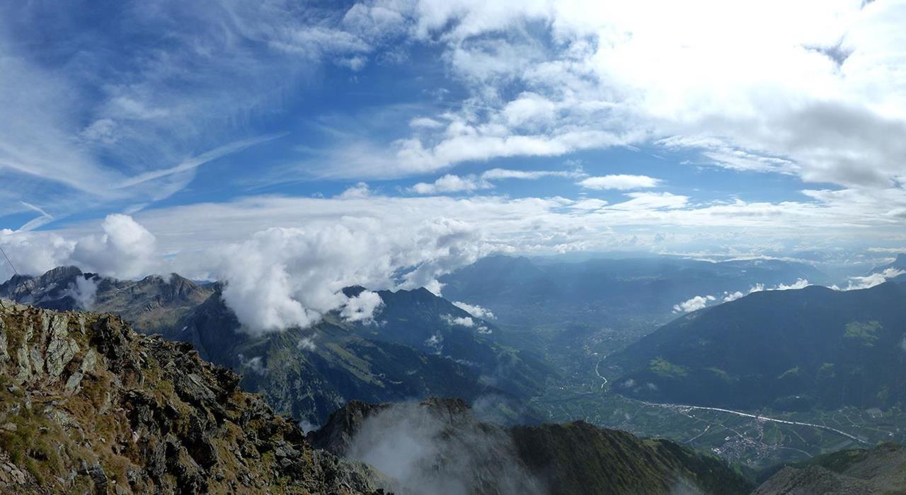 Aktivurlaub-Berge-Bergspitzen-Zielspitze-Partschins-SR.jpg
