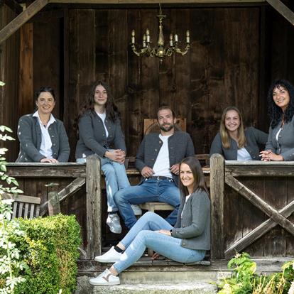 Kontakt und Öffnungszeiten