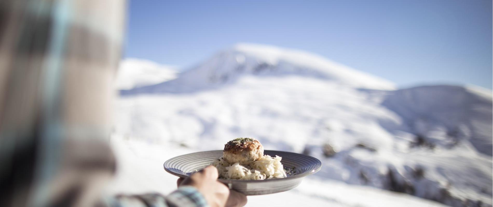 Mangiare-e-bere-inverno-piatto-Avelengo-Verano-Merano2000-fa