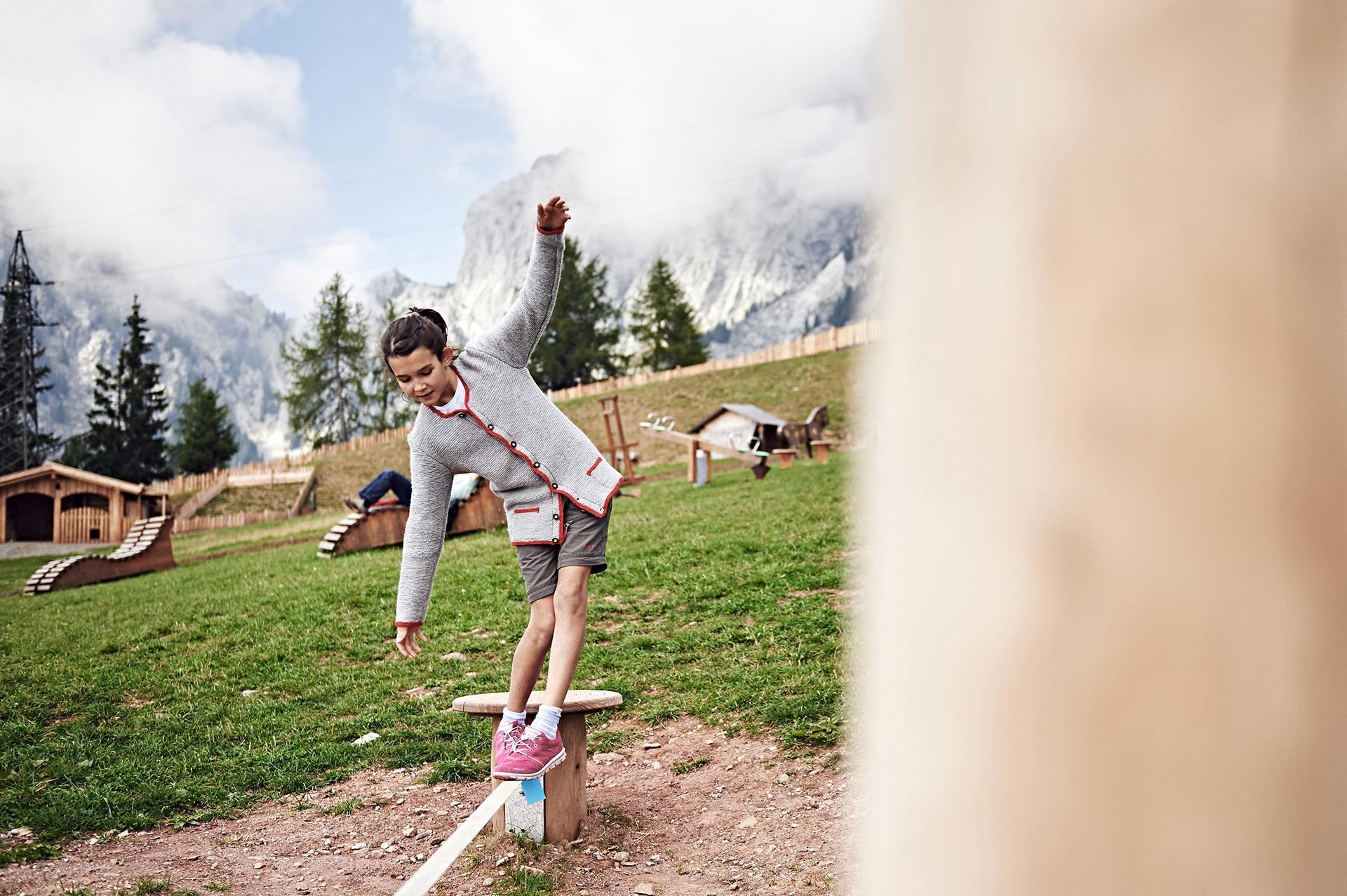 La slackline al Outdoor Kids Camp Merano 2000