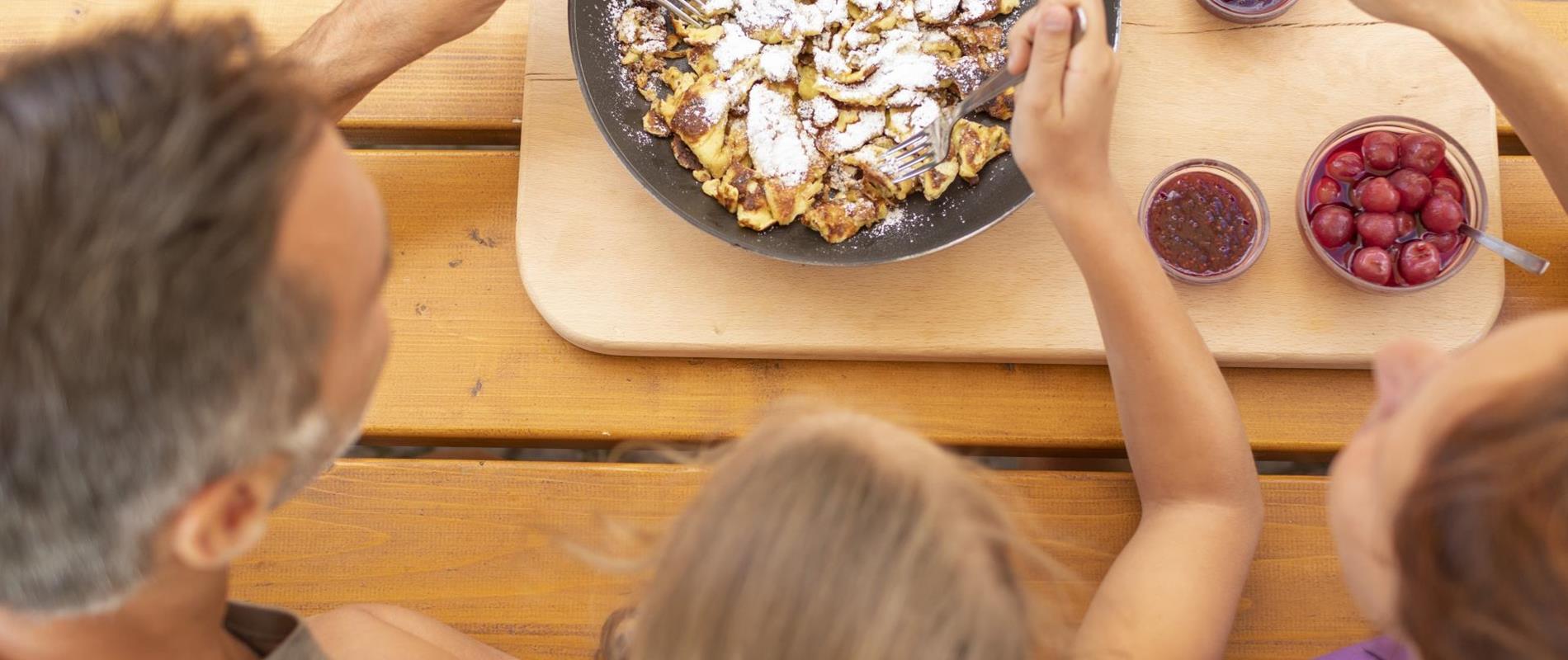Essen-und-Trinken-Kaiserschmarrn-Hafling-Voeran-Meran2000-ml